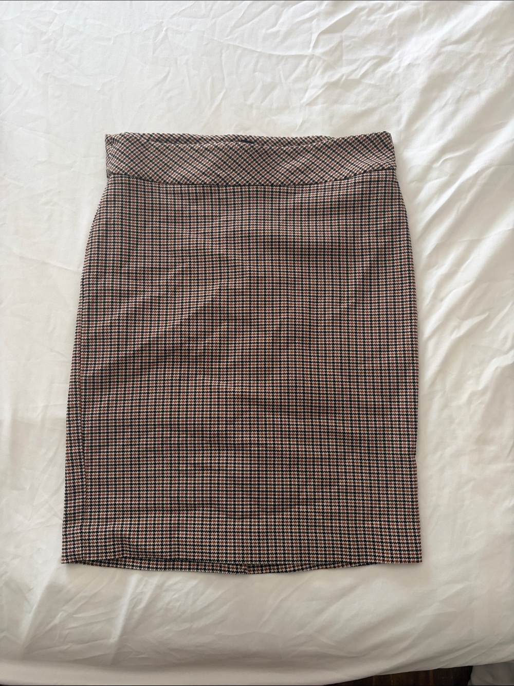 Houndstooth Pencil Skirt